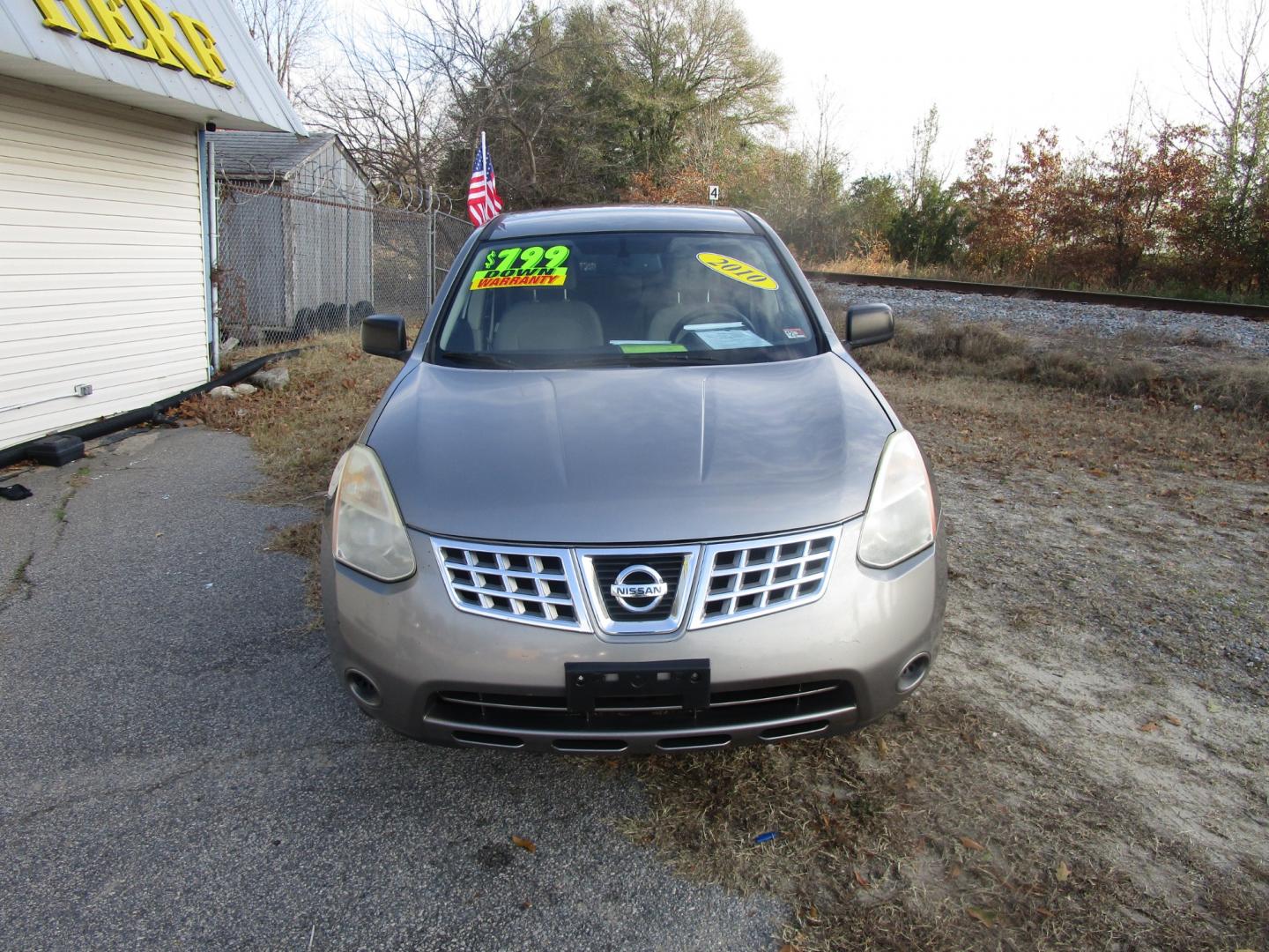 2010 Gray Nissan Rogue S AWD (JN8AS5MV6AW) with an 2.5L L4 DOHC 16V engine, CVT transmission, located at 2553 Airline Blvd, Portsmouth, VA, 23701, (757) 488-8331, 36.813889, -76.357597 - Down Payment: $799 Weekly Payment: $100 APR: 23.9% Repayment Terms: 42 Months ***CALL ELIZABETH SMITH - DIRECTOR OF MARKETING @ 757-488-8331 TO SCHEDULE YOUR APPOINTMENT TODAY AND GET PRE-APPROVED RIGHT OVER THE PHONE*** - Photo#4